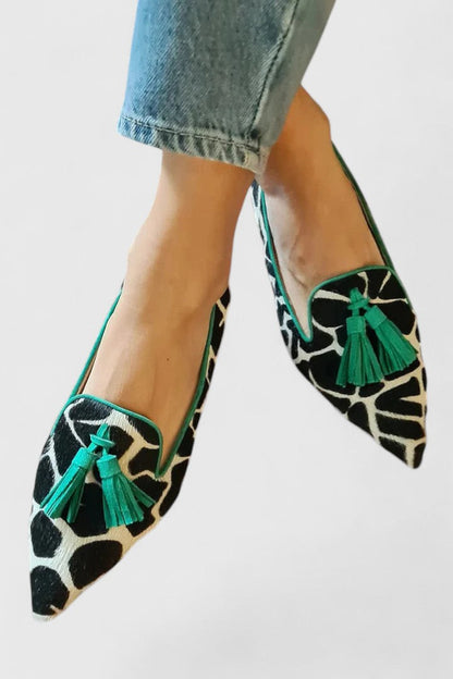 Dhreika | Women's Giraffe Print Tassel Pointed Toe Loafers