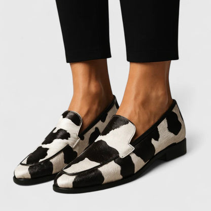 Quinzee | Women's Cow Print Slip On Cushioned Loafers