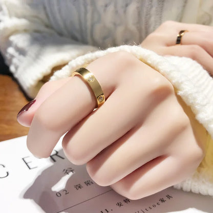 Mona | Women's Crystal Accent Band Ring