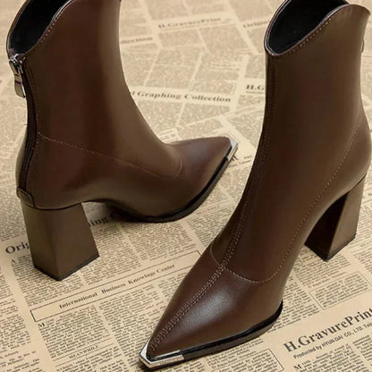 Nox | Women's Pointed Toe Chrome Tip Block Heel Chelsea Boots