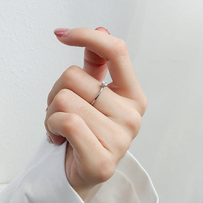 Victorine | Women's Dainty Solitaire Ring