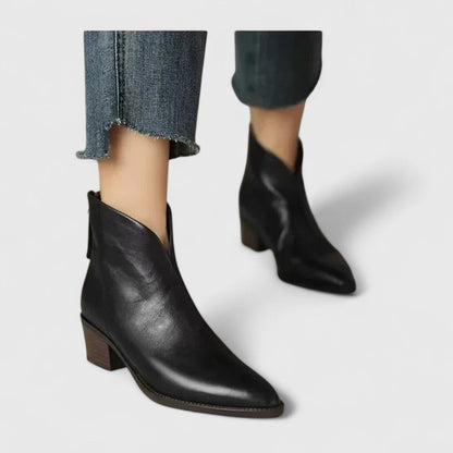 Lissie | Women's Pointed Toe Block Heel Ankle Boots