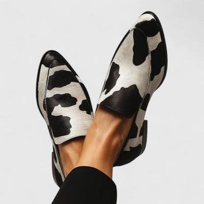 Quinzee | Women's Cow Print Slip On Cushioned Loafers