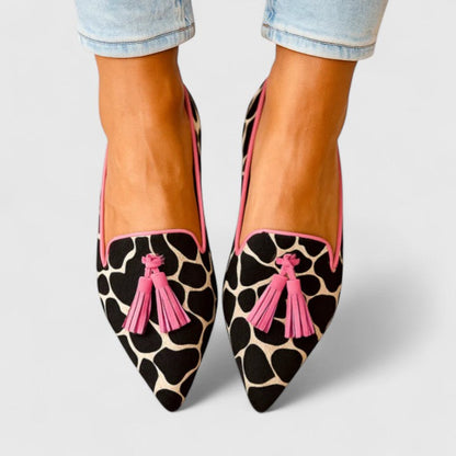 Dhreika | Women's Giraffe Print Tassel Pointed Toe Loafers