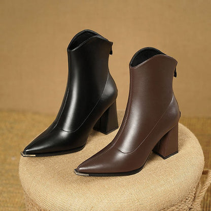 Nox | Women's Pointed Toe Chrome Tip Block Heel Chelsea Boots