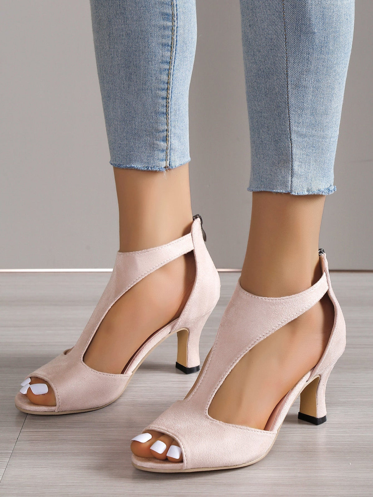 Mona™ Classic Leather Heels – Designed for Lasting Comfort